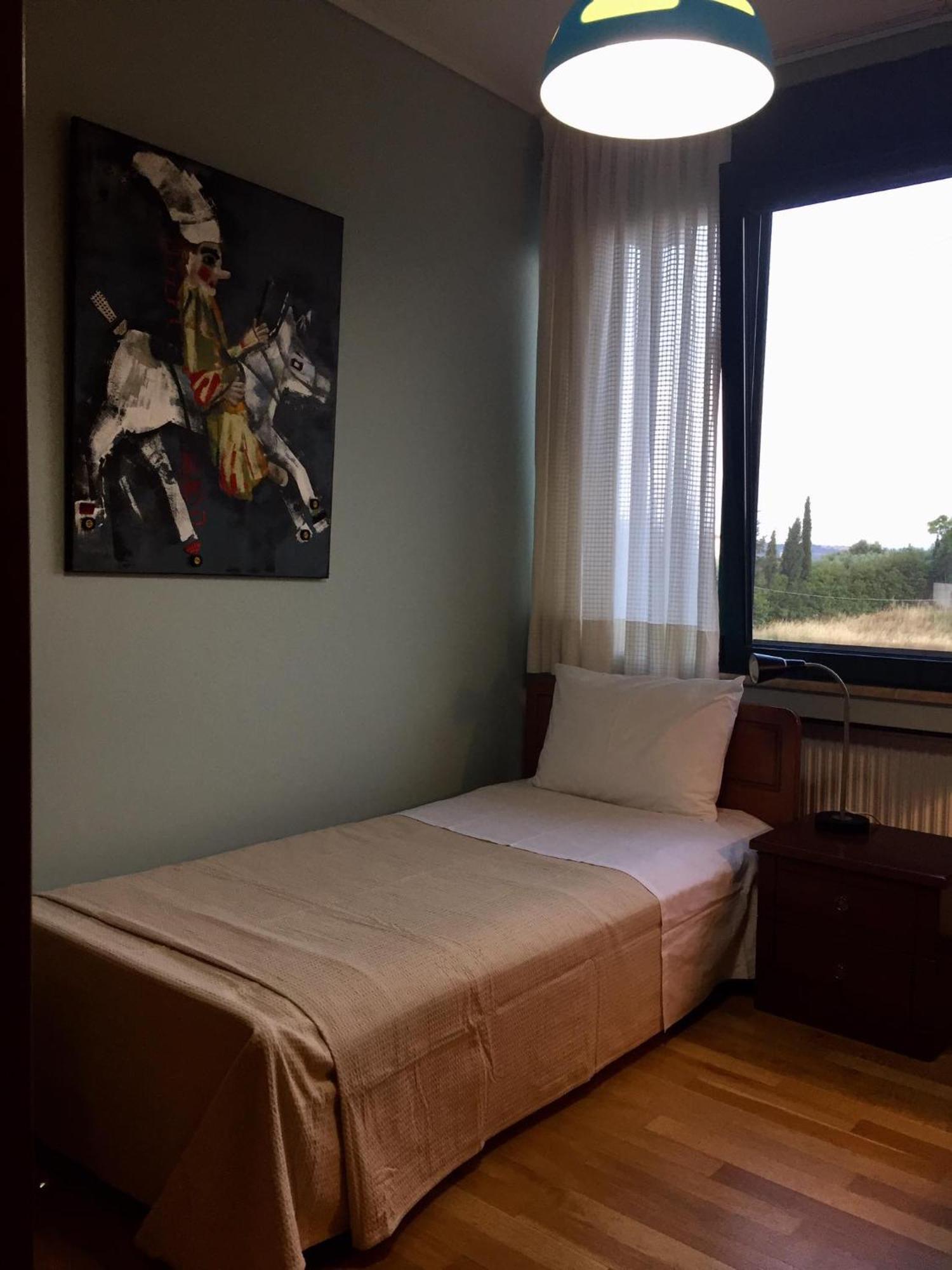 Small Apartment Near Athens Airport Pikermion Exterior photo